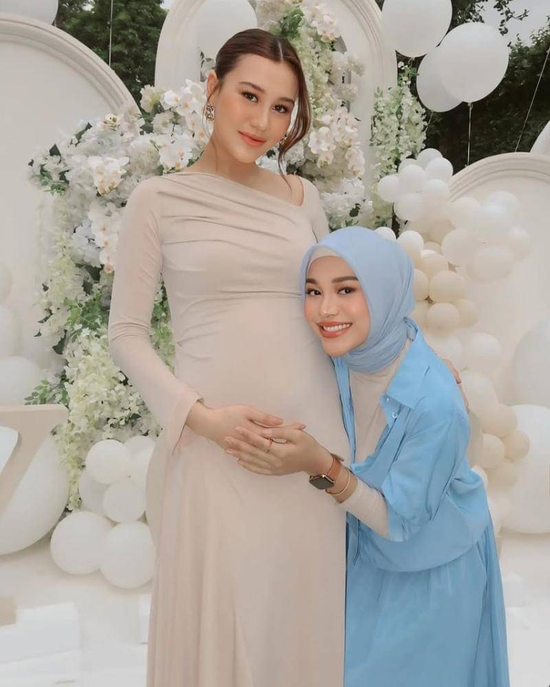 Instagram.com/aurelie.hermansyah