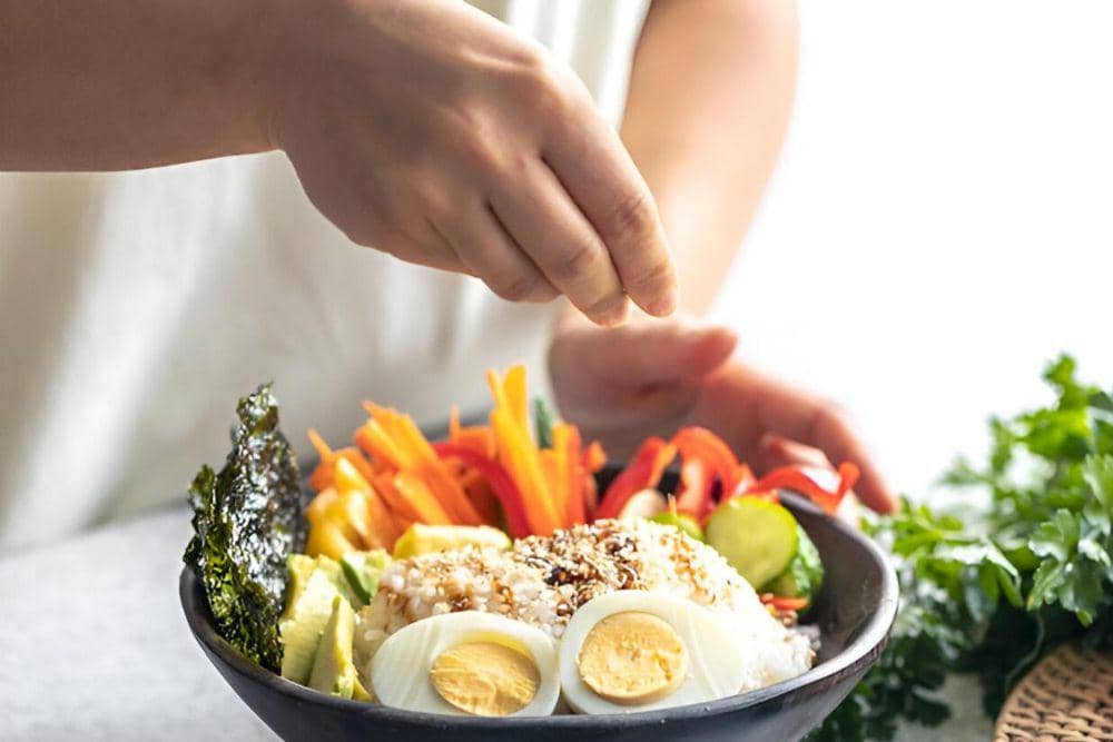 ilustrasi clean eating (freepik.com/pvproductions)