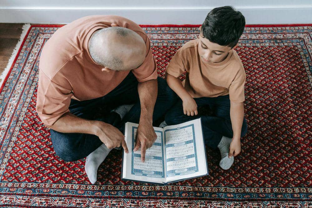 Cara Cerdas Manfaatkan Teknologi untuk Bantu Anak Lebih Lancar Mengaji