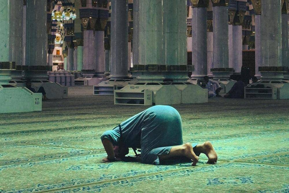 Apa Arti Itikaf di Masjid? Ini Panduan Pelaksanaannya