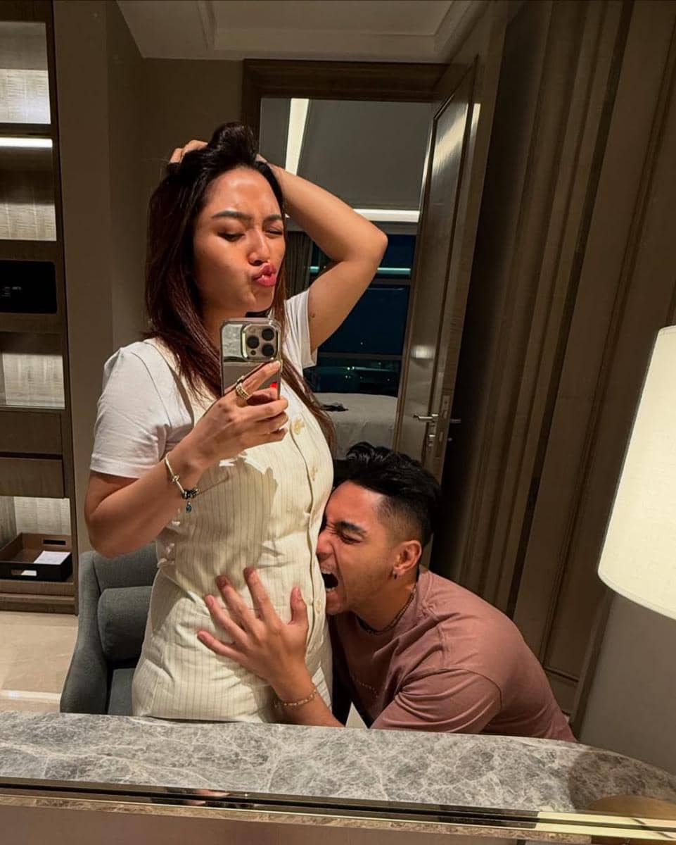 Siti Badriah dan suami (instagram.com/krisjianabah)