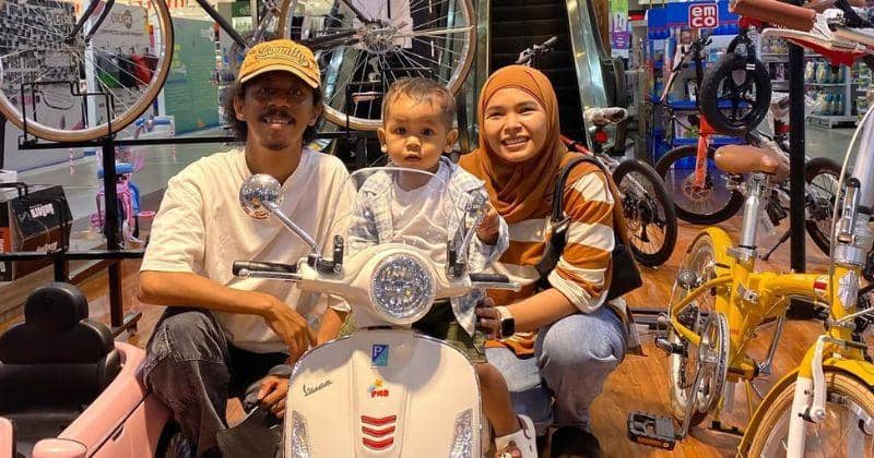 Biodata dan Profil Komang Ade Widiandari, Istri Raim Laode | Popmama.com