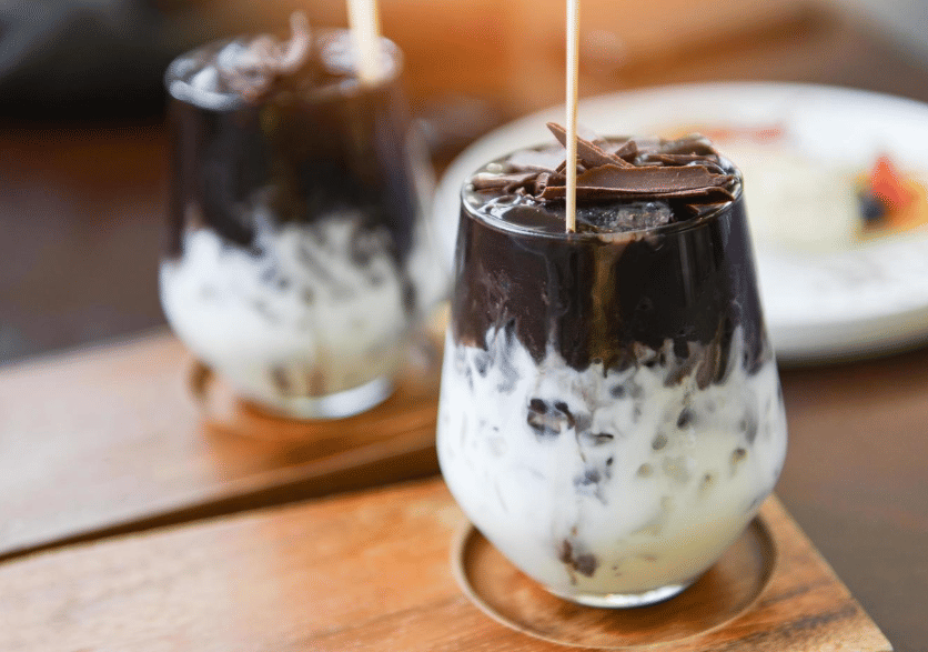Resep Es Cincau Susu yang Creamy dan Segar, Mudah Dibuat!