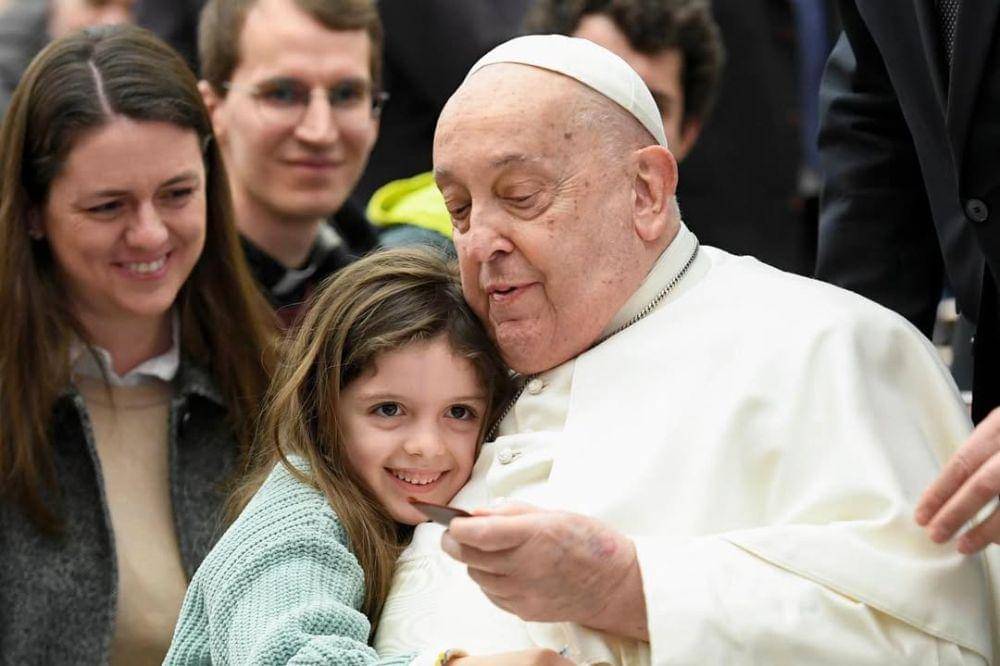 Paus Fransiskus (4).jpg