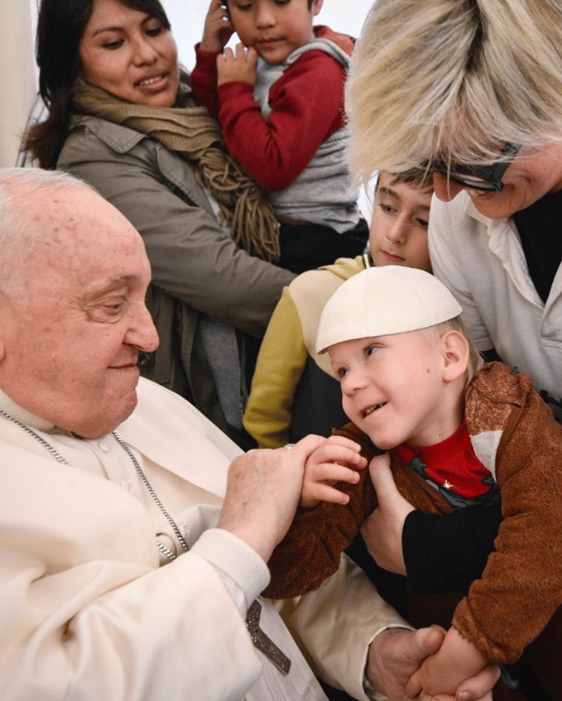 paus-fransiskus 1.png