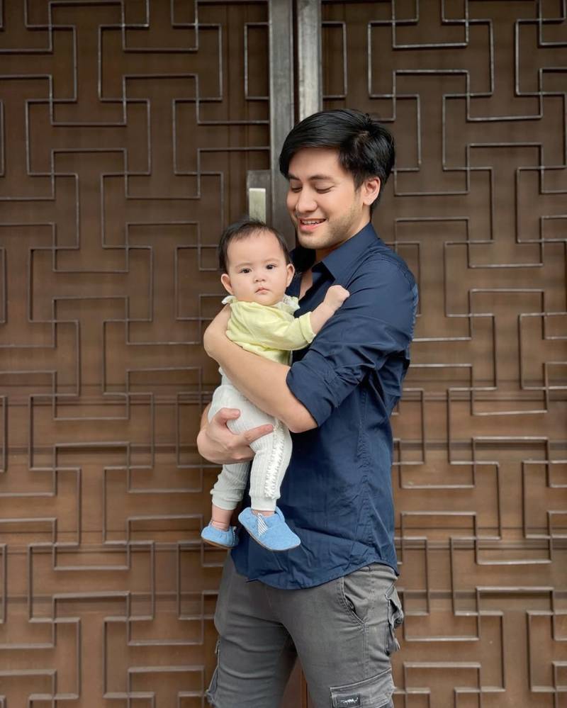 Momen manis Kimova rayakan ulang tahun sang Papa.png