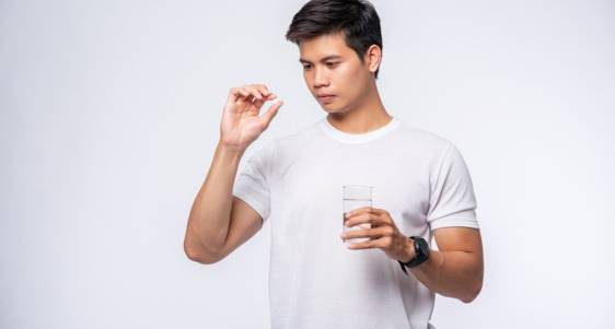 7 Alasan Kenapa Laki-Laki juga Wajib Minum Vitamin saat Program Hamil