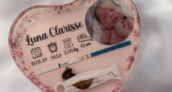 Foto menyimpan hasil test pack 1.png