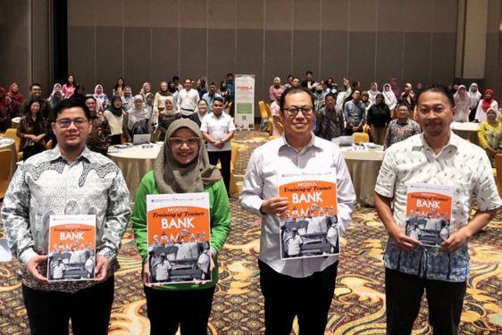 Kementerian Lingkungan Hidup Dukung Bank Sampah Lewat Program PHINLA 1.jpg