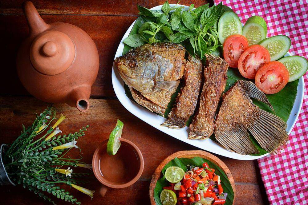 7 Tempat Wisata Kuliner Malam Jogja Terdekat, Sajian Rasa Legendaris