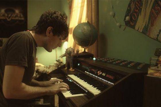 Makna 'Lagu Fireflies' Owlcity dan Arti, Menceritakan tentang Insomnia 1.jpg