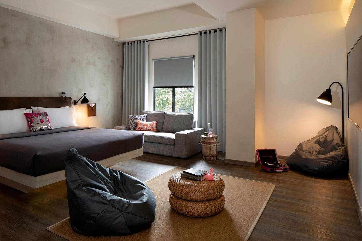 8_Moxy Bandung.jpg