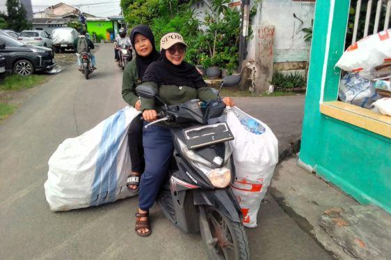 Kementerian Lingkungan Hidup Dukung Bank Sampah Lewat Program PHINLA 8.jpg