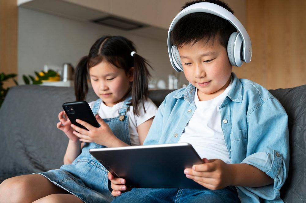 Perlindungan anak di dunia digital