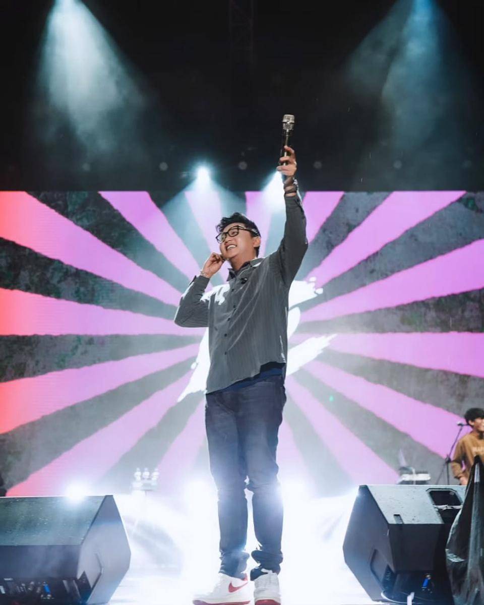 7 Artis Indonesia dengan Riders Unik