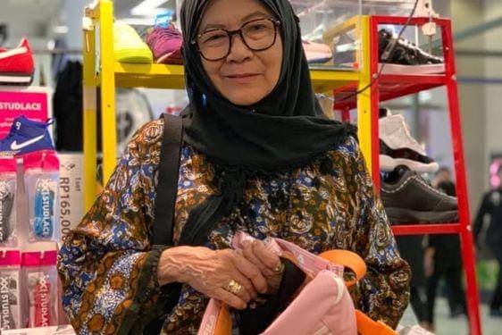 Siapa Bunda Iffet yang Meninggal di Usia 87 Tahun_ Mama Bimbim Slank 2.jpg