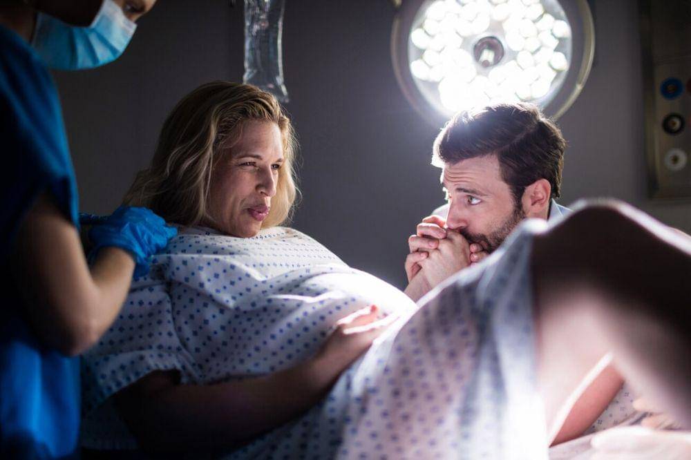 Pernah Ejek Mantan Istri Lahiran, Pria Ini Bagikan Pizza ke Ibu Hamil (3).jpg