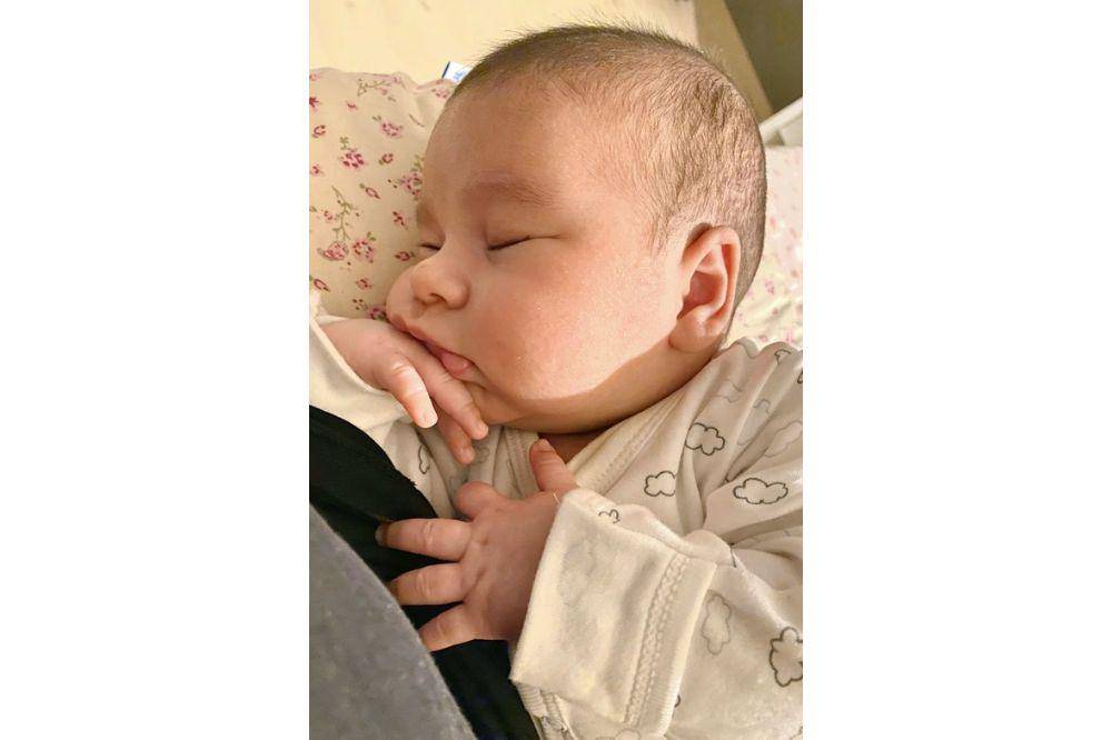 Foto Lucu Bayi saat Tidur, Bikin Gemas 7.jpg