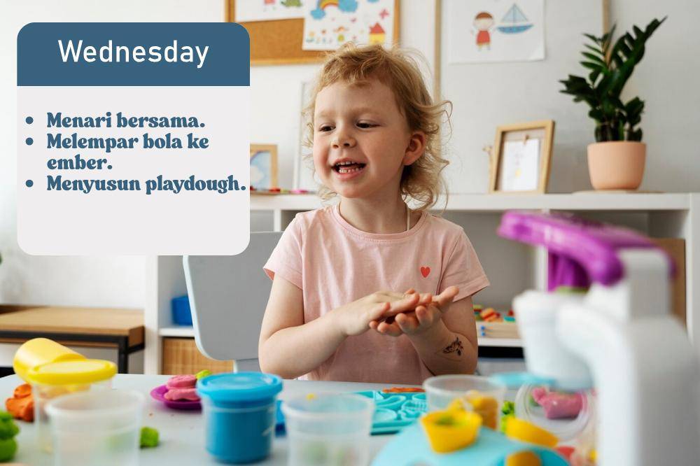 Anak bermain playdough