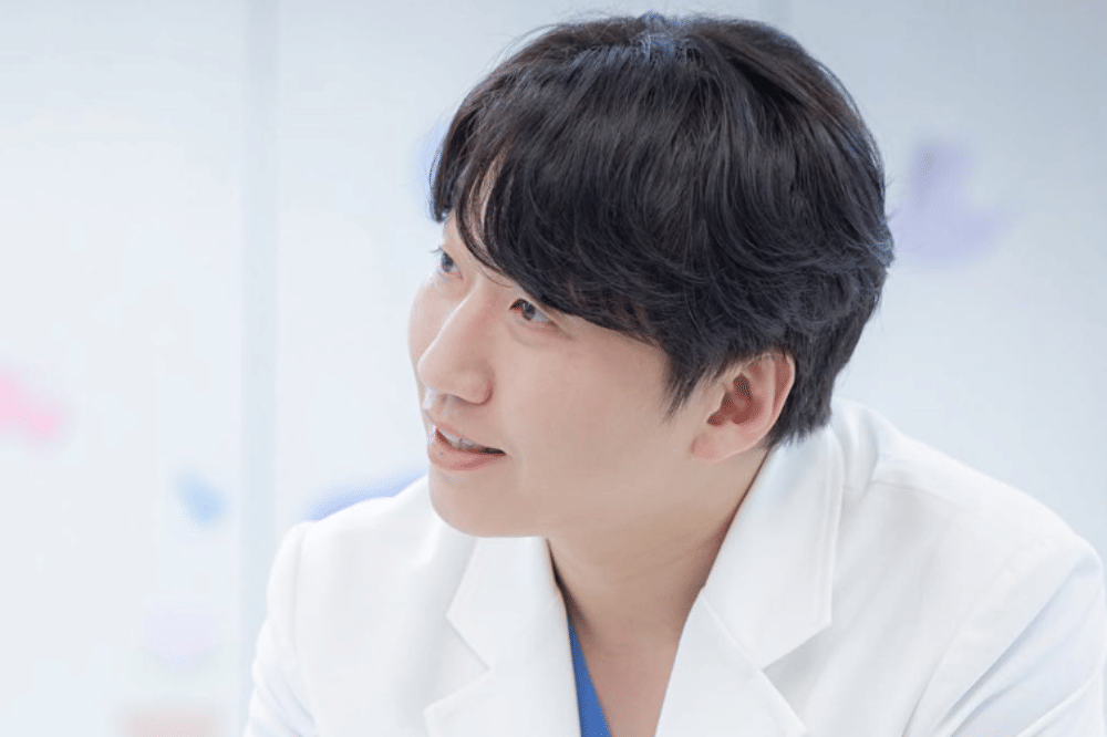 5 Daftar Pemain Resident Playbook 5.png