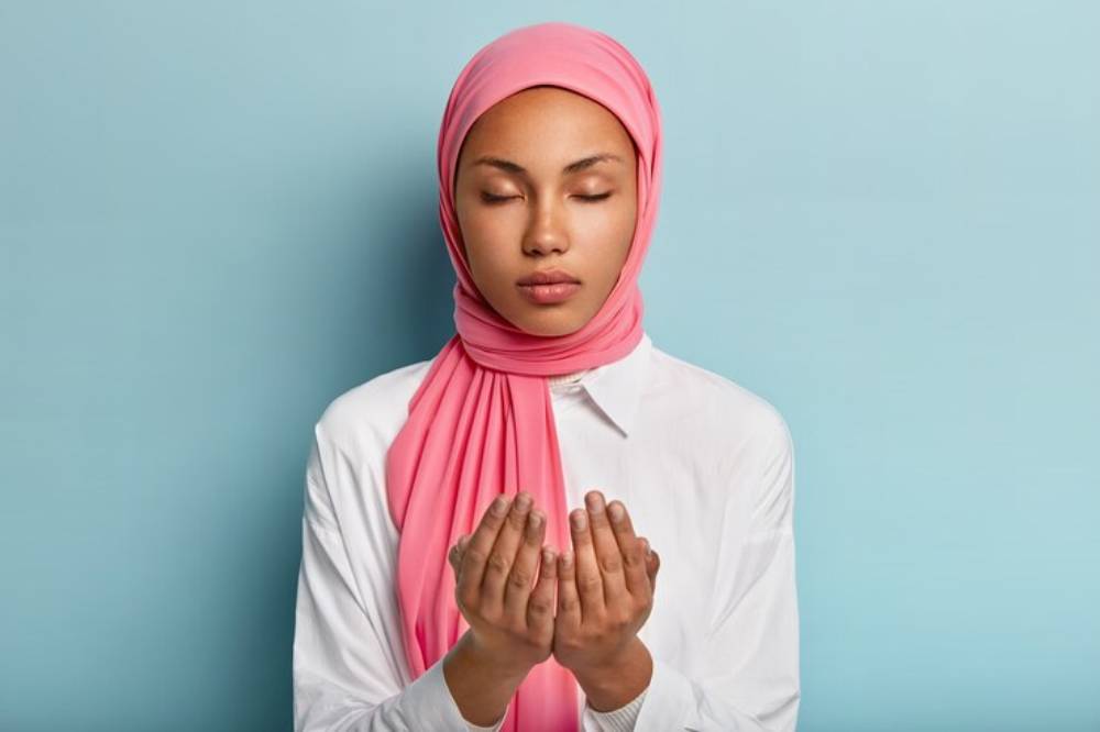 Foto Berdoa 