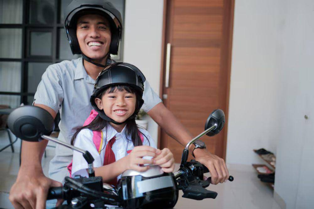 Berkendara Motor