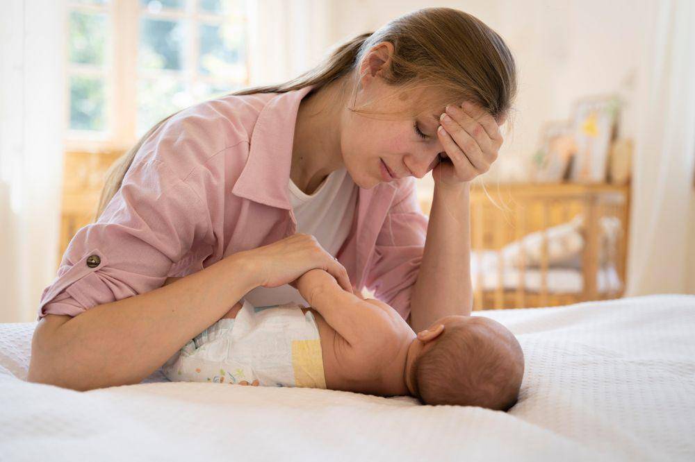 Ibu bersama bayi.jpg
