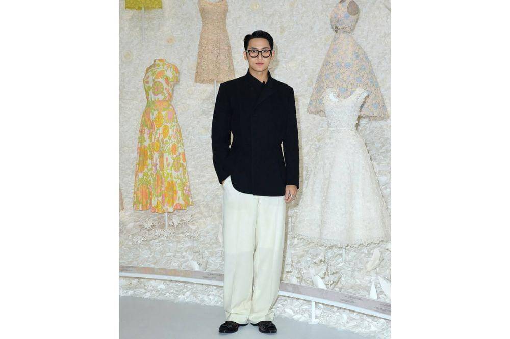 mingyu pameran dior.jpg