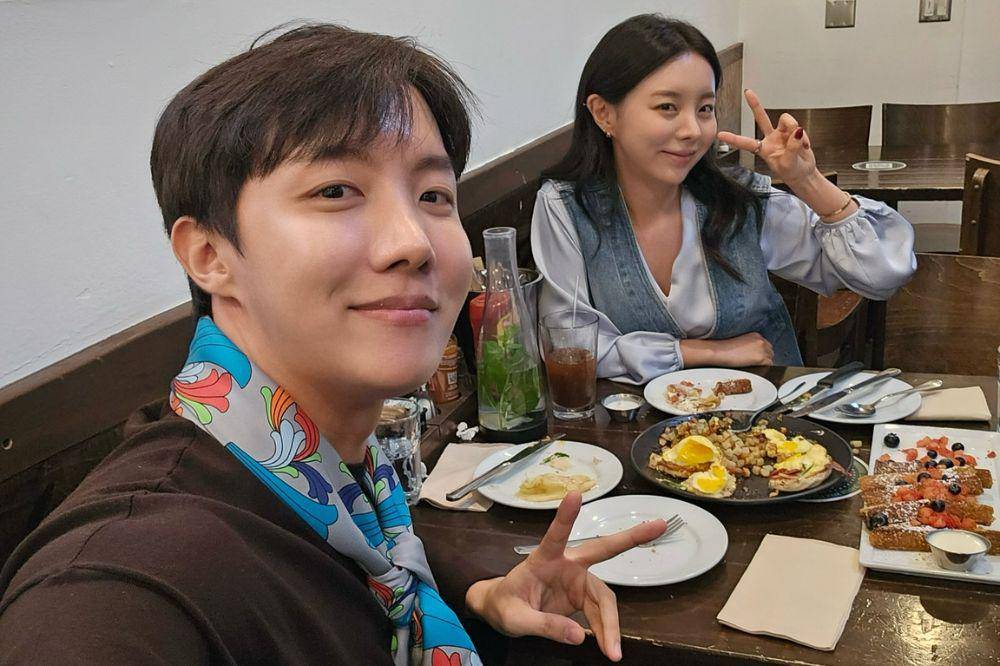 J-Hope dan kakaknya