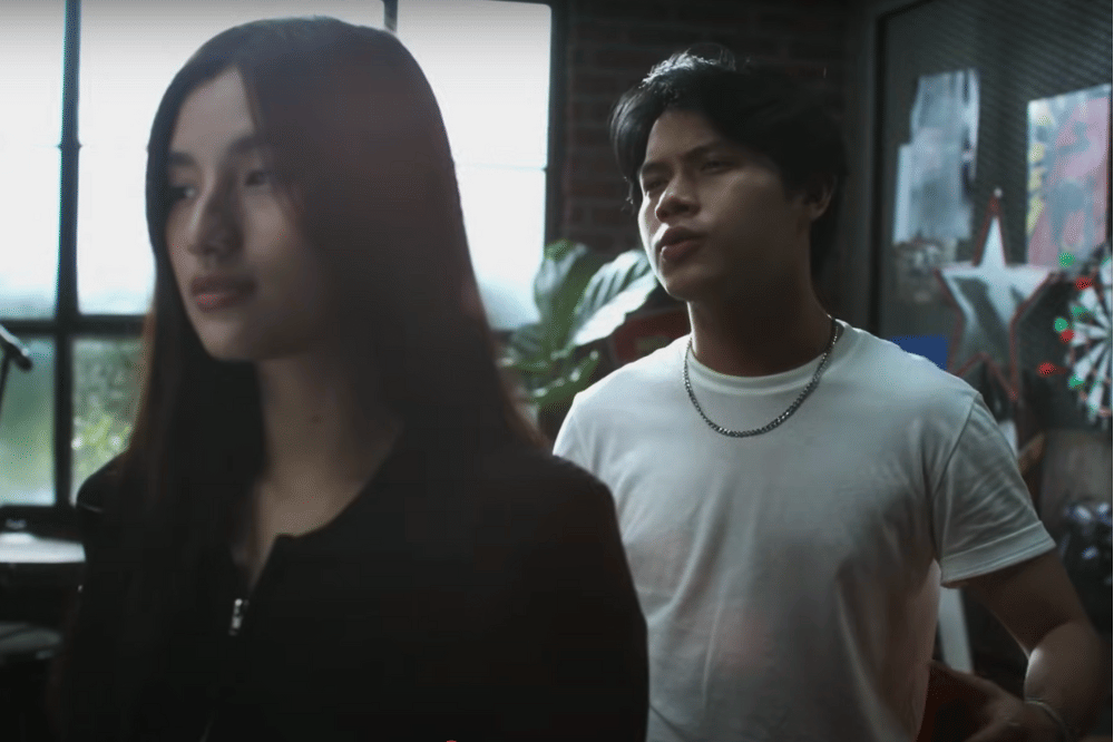 Lirik Lagu 'Pesona Sederhana' Rony Parulian 5.png