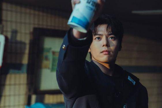 Profil dan Biodata Ryeoun, Pemain Weak Hero Class 2  5.jpg