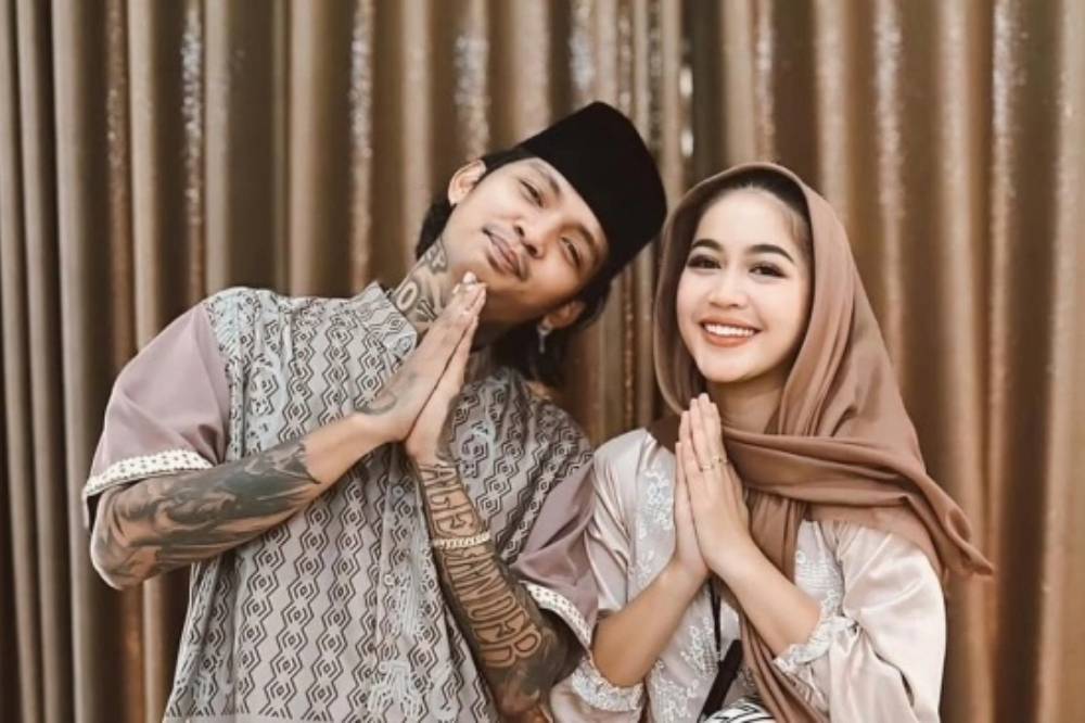 Eriska Nakesya dan Young Lex Sudah Cerai, Benarkah?