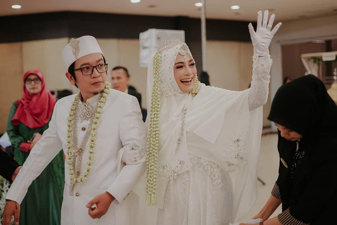 artis menikah 40 tahun