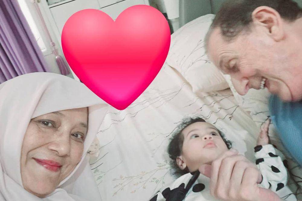 Momen Kedekatan Humaira dan Fenny Bauty, Ibunda Zaskia Sungkar 6.jpg