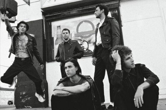 Makna Lagu 'Sweater Weather' The Neighbourhood dan Artinya 6.jpg