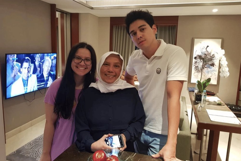 Foto Keluarga Maxime Bouttier