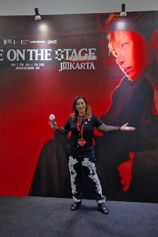 Gaya Para Seleb saat Nonton Konser J-Hope di Jakarta 5.jpg