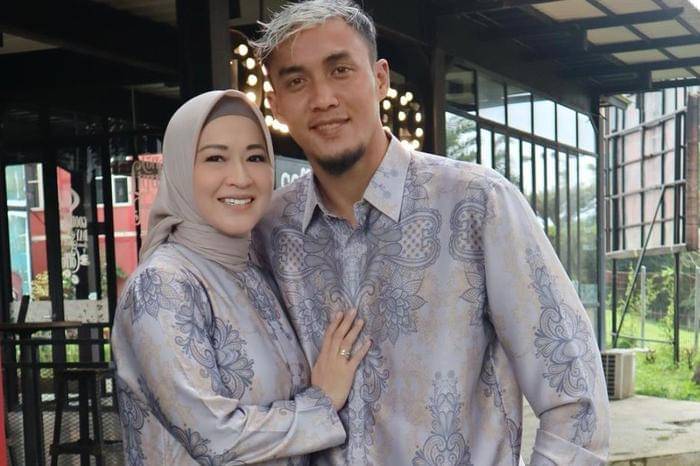 Artis yang Menikah dengan Berondong