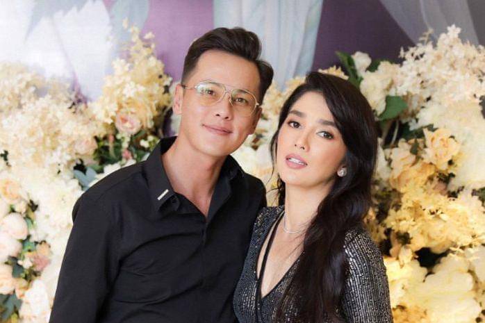 Artis yang Menikah dengan Berondong