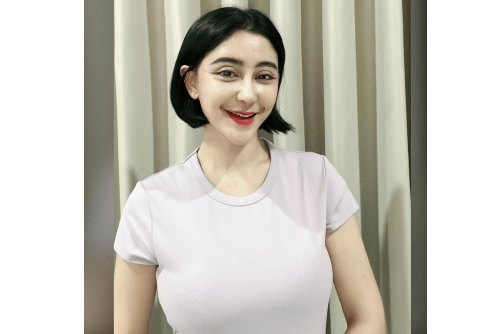 Uut Permatasari Jalani Operasi di Korea (6).png