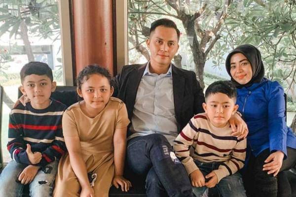 Artis yang Menikah dengan Berondong