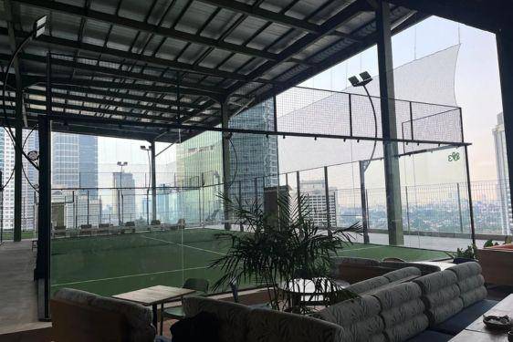 3 Sewa Lapangan Padel Jakarta Pusat Terdekat yang Pas untuk Refreshing
