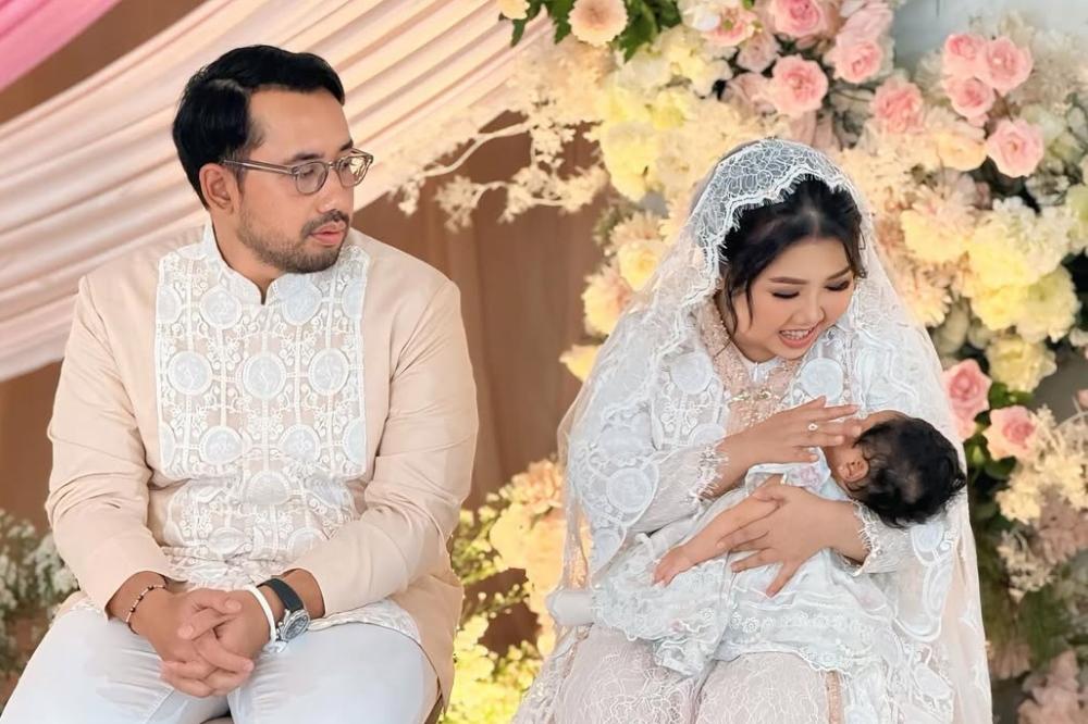 Deretan Artis yang Tetap Bekerja Meski Sedang Menyusui