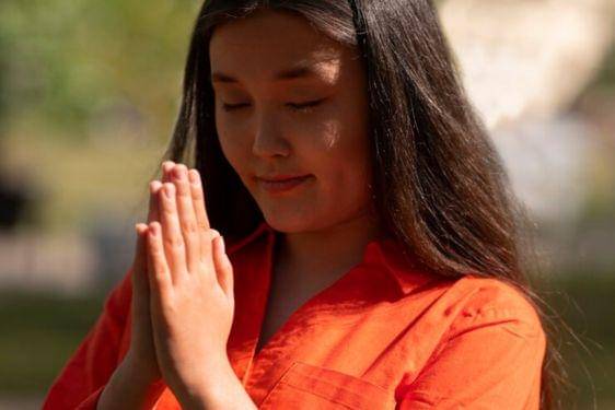 Hari Raya Waisak Agama Apa