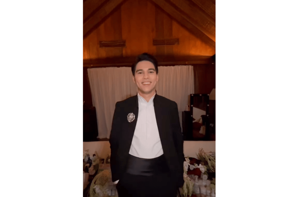 Penampilan Maxime Bouttier saat Pernikahan  (3).png