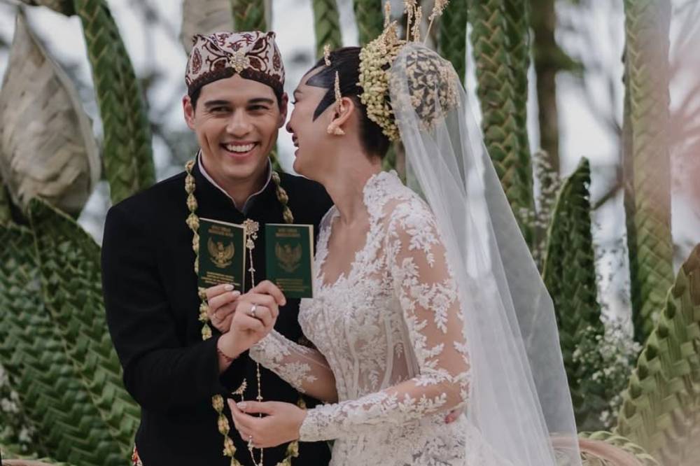 Luna Maya dan Maxime Bouttier