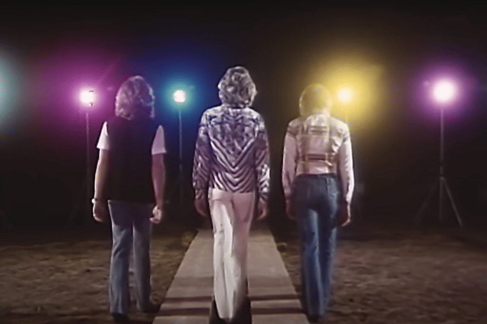 Lagu How Deep Is Your Love Bee Gees