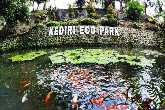 8 Tempat Wisata Kediri yang Punya Alam Asri dan Kaya Akan Religi