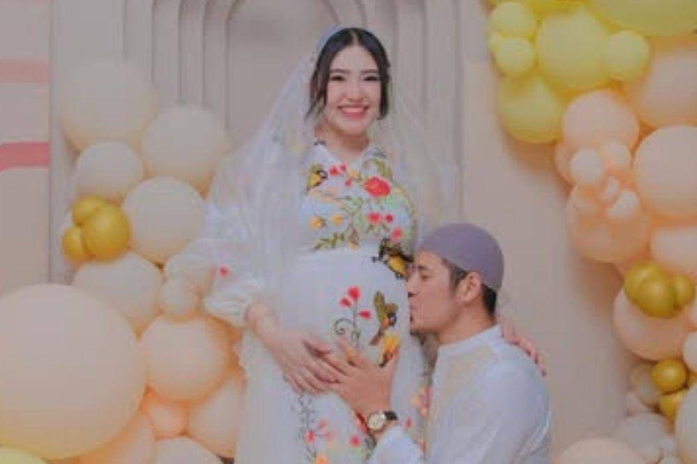 tasyakuran hamil serba putih