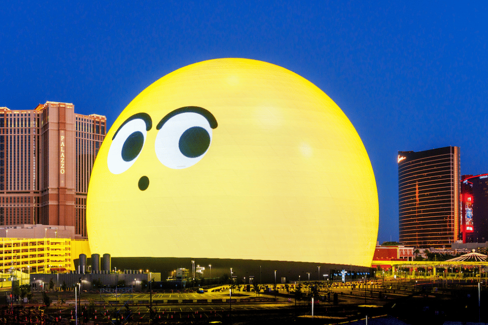 The Sphere menampilkan emoji yang menggemaskan